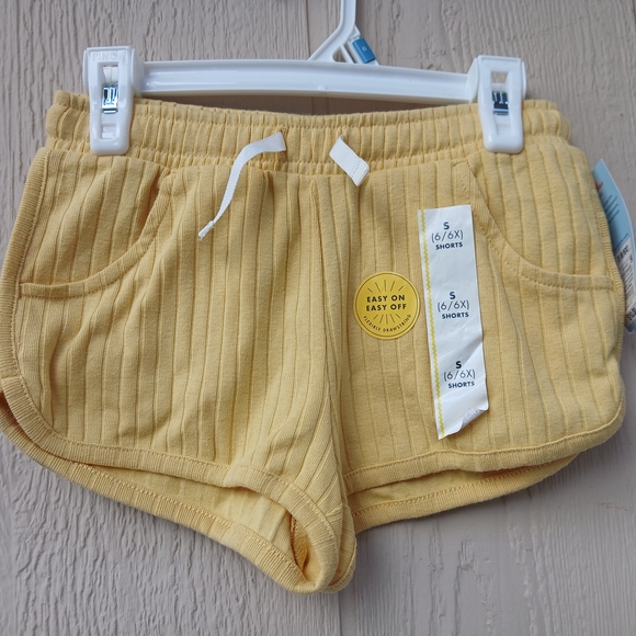Cat & Jack Other - Cat & Jack Light Yellow Ribbed Shorts